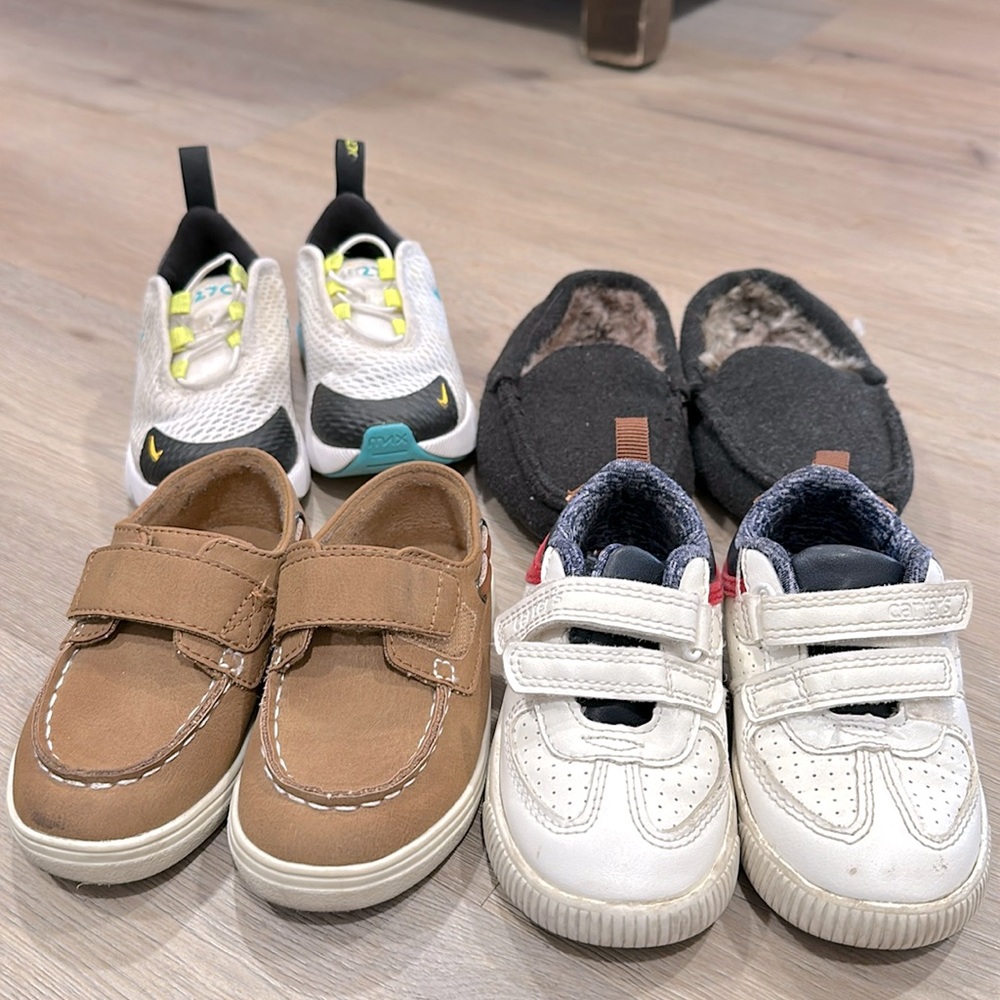 Kids shoes (USED) all sold together 👟.